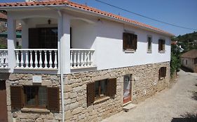Casa Duas Fontes