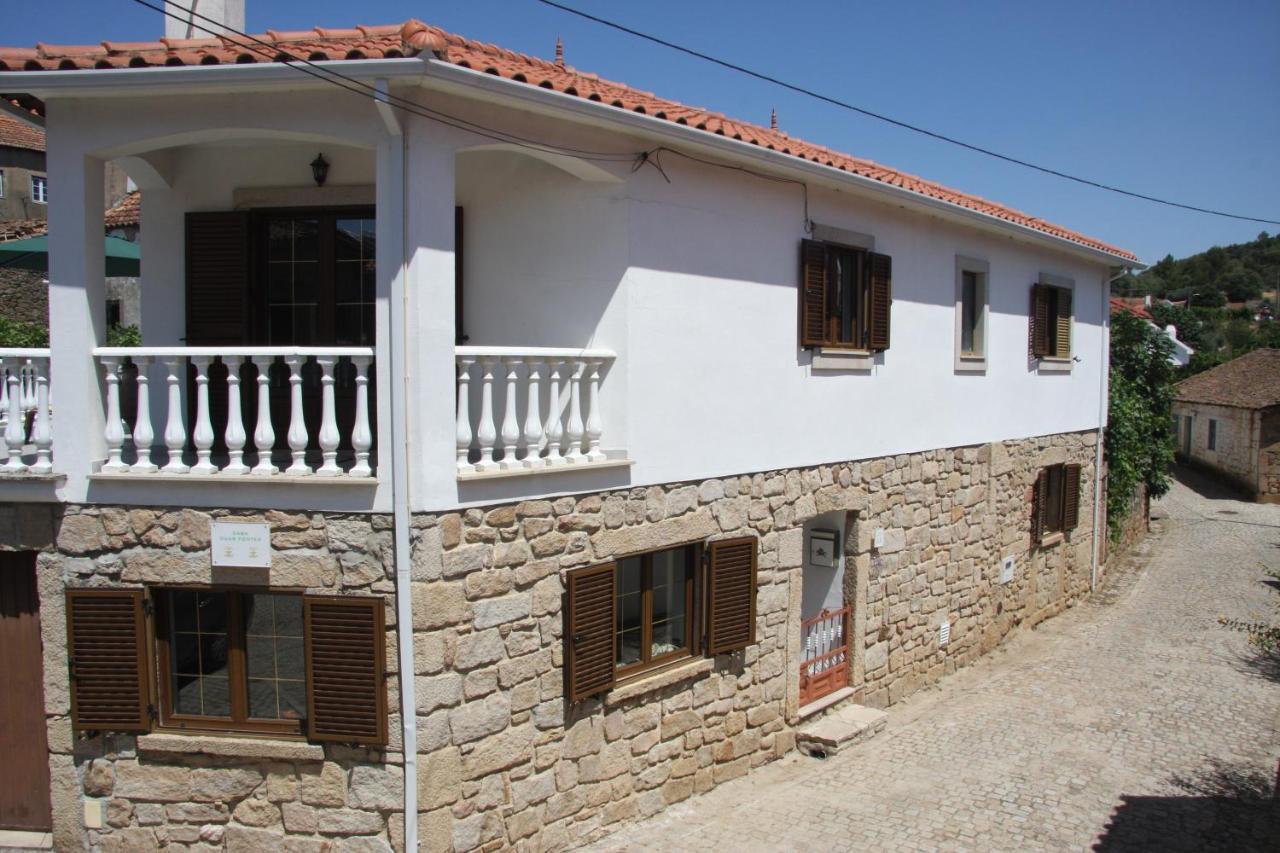 Villa Casa Duas Fontes Capinha Exterior foto